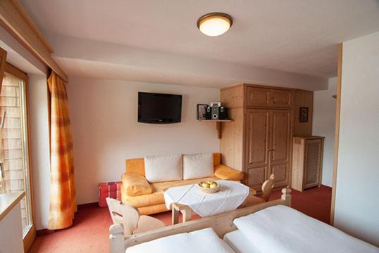 Appartement Pension Strolz 比荷巴赫 外观 照片