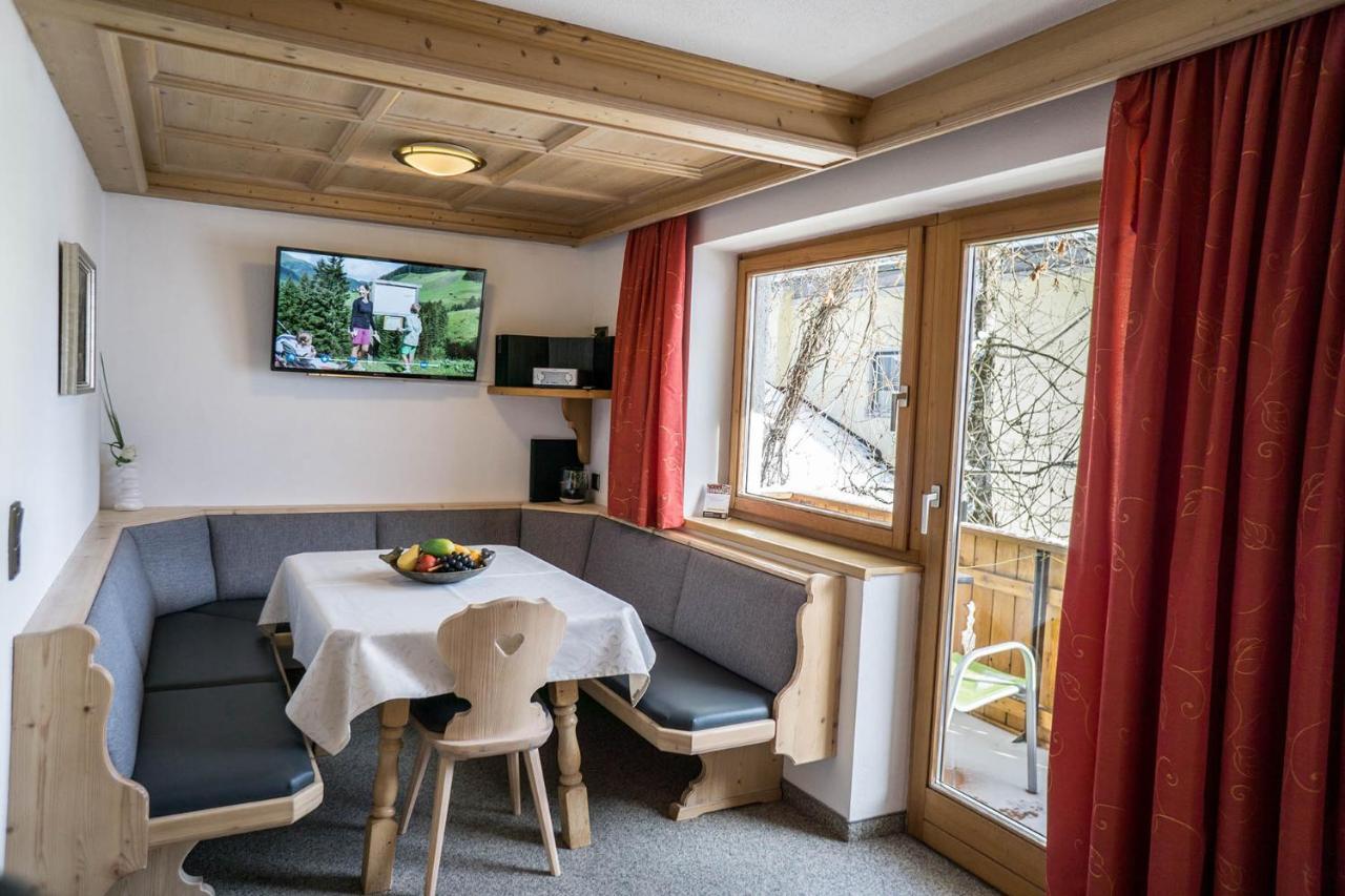 Appartement Pension Strolz 比荷巴赫 外观 照片